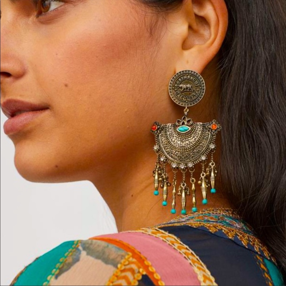 SABYASACHI x H&M Large earrings in antique-finish — rare find